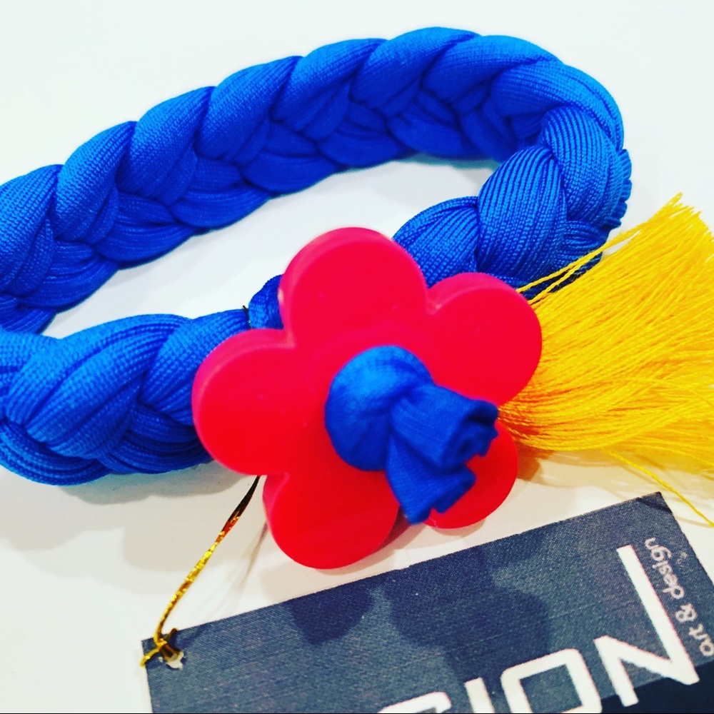 Bloom fusion sports bracelet